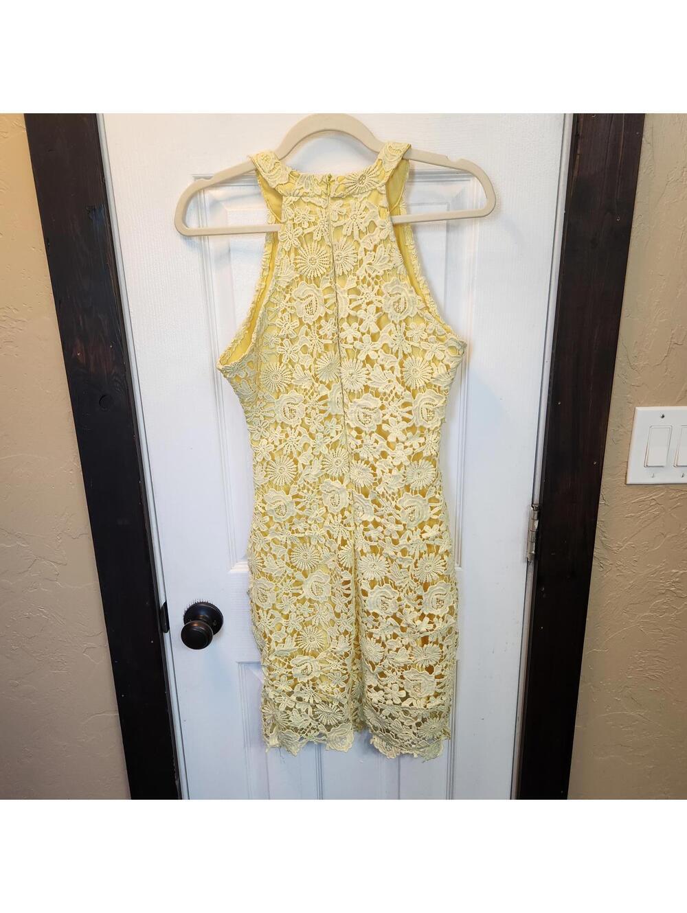 Yomiko Women's Yellow Lace Bodycon Dress- Size Small - Picture 5 of 7